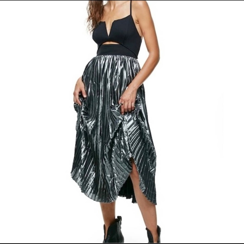 NWT Free People Piper Pleated
Midi Dress